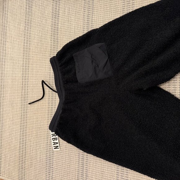 NWT black Sherpa Sweatpants - Picture 6 of 7